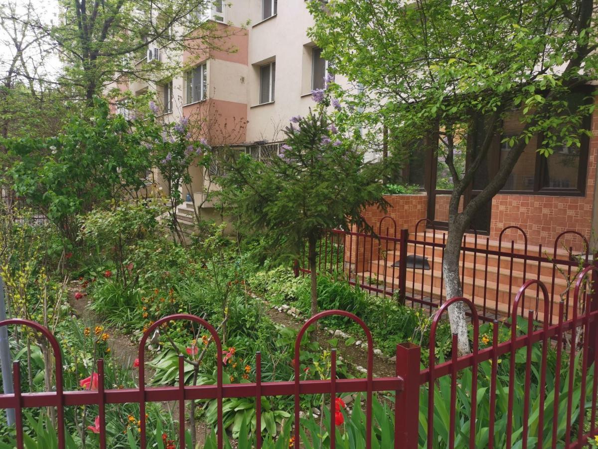 Awesome Apartment Bucareste Exterior foto